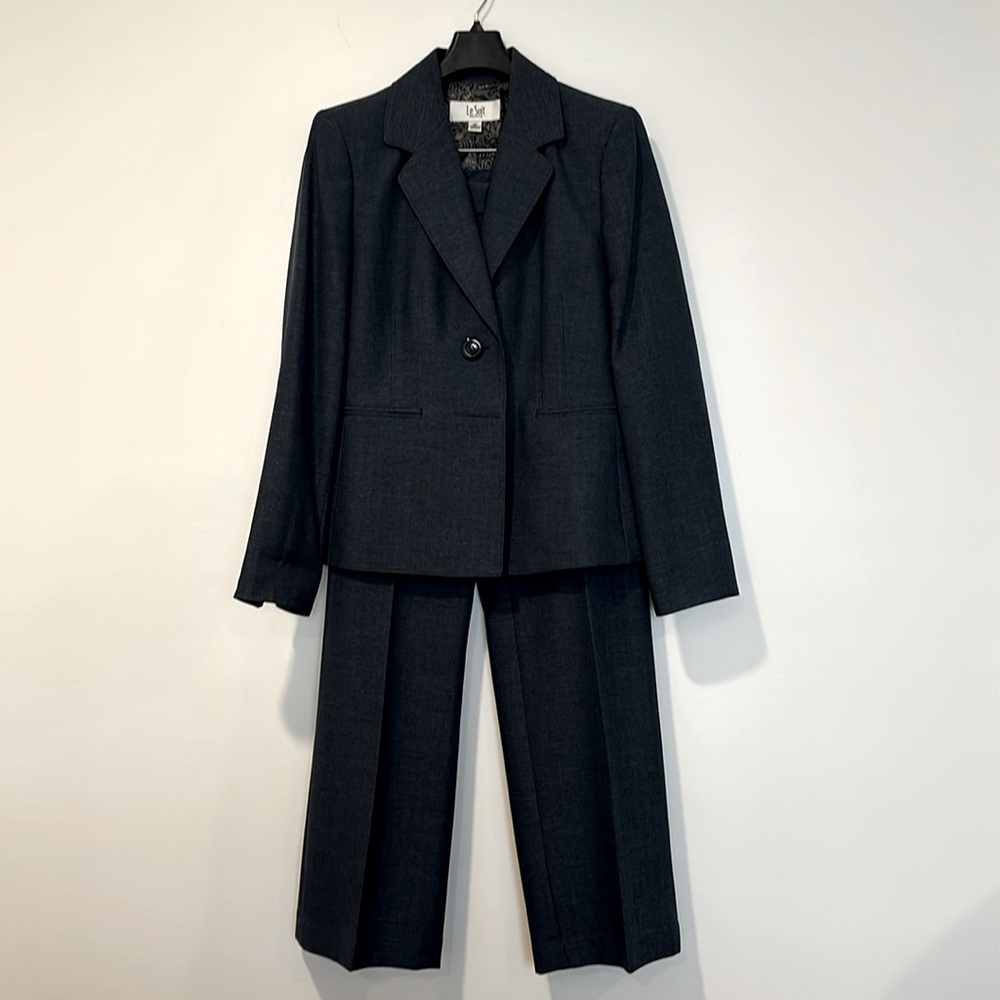 Le Suit Blue Suit